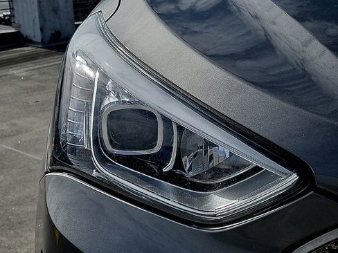 Used 2015 Hyundai Santa Fe Sport 2.0T w/ Option Group 05 image 9