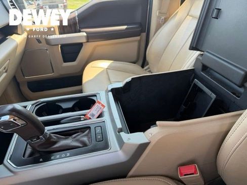Used 2019 Ford F150 Lariat w/ Equipment Group 502A Luxury AWD/4WD image 19