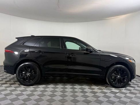 New 2026 Jaguar F-PACE R-Dynamic S image 9