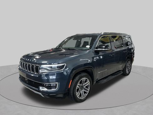 Used 2024 Jeep Wagoneer Series II AWD/4WD image 29