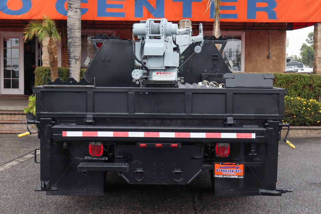 Used 2011 Ford F550 4x4 Crew Cab Super Duty w/ Payload Upgrade Pkg image 5