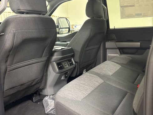 New 2026 Ford F350 XLT w/ XLT Premium Package AWD/4WD image 24