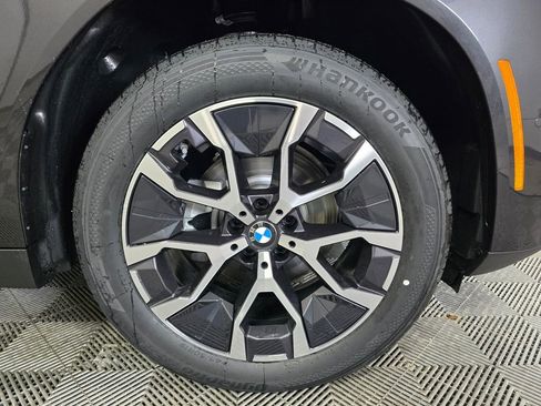 New 2026 BMW X3 xDrive30 w/ Convenience Package image 2