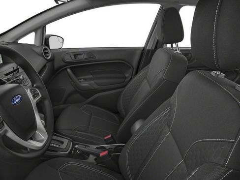 Used 2017 Ford Fiesta SE w/ Equipment Group 201A image 9