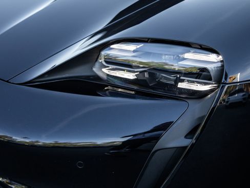 Certified 2024 Porsche Taycan image 21