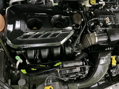 Used 2018 Ford EcoSport SE image 17