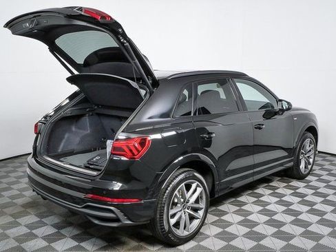 Used 2025 Audi Q3 2.0T Premium w/ Convenience Package image 25