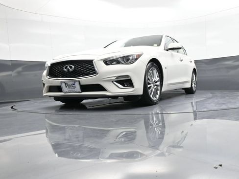 Used 2019 INFINITI Q50 Luxe w/ Essential Package (3.0T Luxe) AWD/4WD image 25