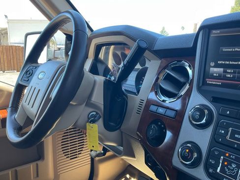 Used 2015 Ford F250 King Ranch w/ King Ranch w/Chrome Package image 48