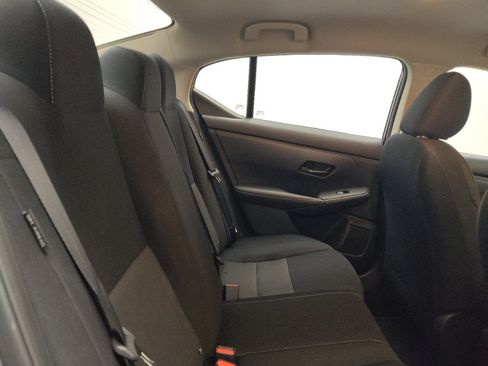 Used 2025 Nissan Sentra SV FWD image 19