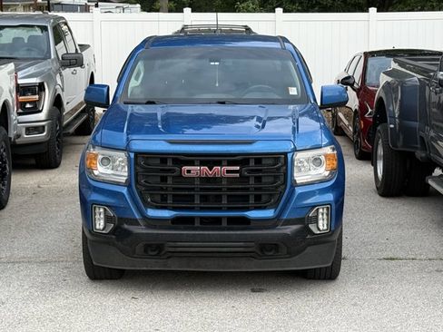 Used 2022 GMC Canyon Elevation w/ Trailering Package AWD/4WD image 2