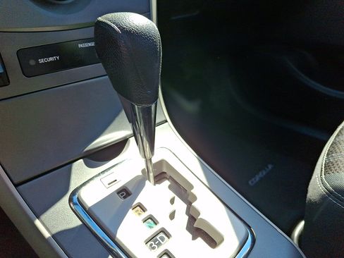 Used 2012 Toyota Corolla S image 16