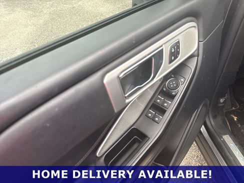 Used 2020 Ford Explorer Platinum w/ Premium Technology Package AWD/4WD image 14