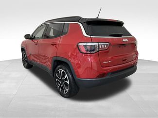 Used 2024 Jeep Compass Limited video 3