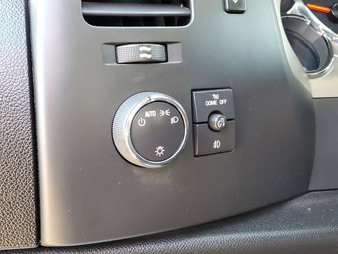 Used 2012 GMC Sierra 1500 SLE w/ Power Tech Package image 9