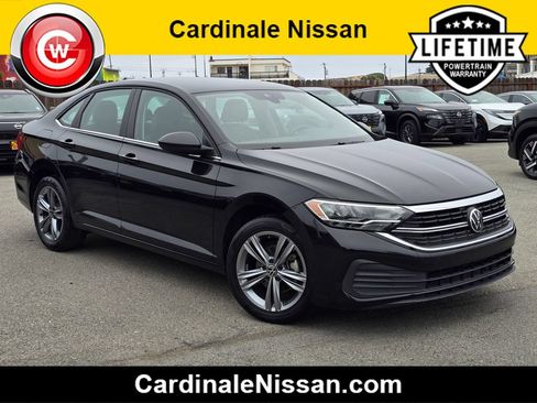 Used 2024 Volkswagen Jetta SE FWD image 1