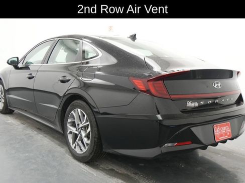 Used 2023 Hyundai Sonata SEL w/ Convenience Package FWD image 6