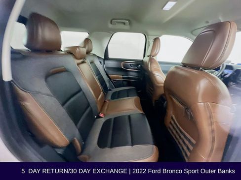 Used 2022 Ford Bronco Sport Outer Banks w/ Tech Package AWD/4WD image 32