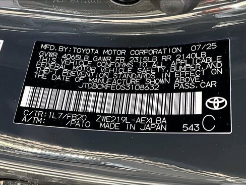 Certified 2025 Toyota Corolla LE w/ LE Premium Package image 32