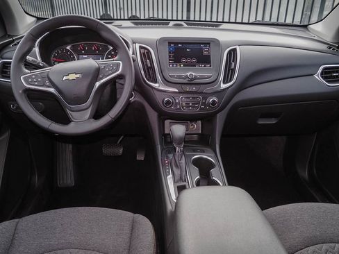 Certified 2022 Chevrolet Equinox LT AWD/4WD image 10