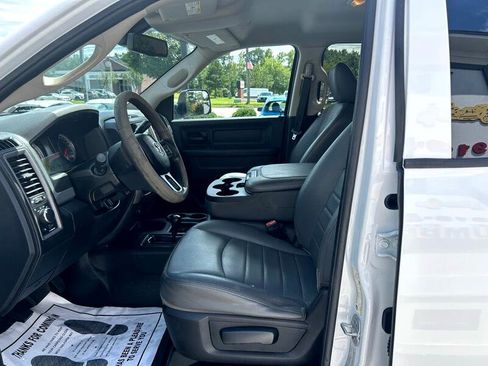 Used 2017 RAM 3500 Tradesman w/ Chrome Appearance Group image 9