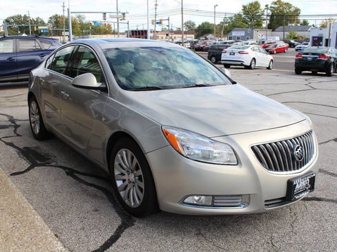 Used 2011 Buick Regal CXL w/ RL2 Preferred Equipment Group image 4