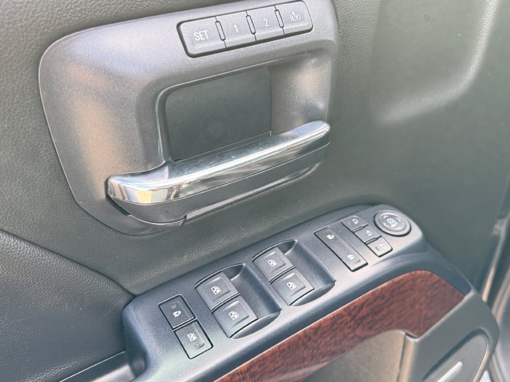 Used 2018 GMC Sierra 1500 SLT AWD/4WD image 19