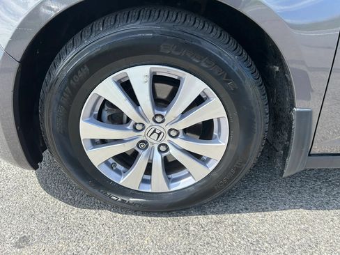 Used 2016 Honda Odyssey SE image 5