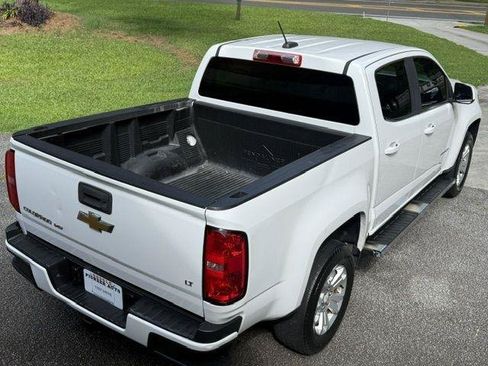 Used 2018 Chevrolet Colorado LT w/ Safety Package RWD image 4