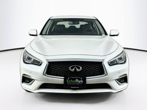 Used 2018 INFINITI Q50 Luxe w/ Sensory Package (Luxe) AWD/4WD image 2