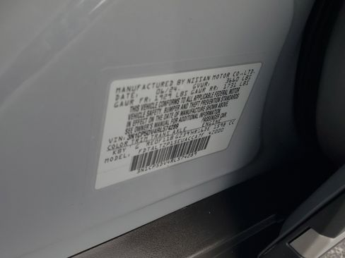 Certified 2024 Nissan Kicks SR w/ SR Premium Package image 30