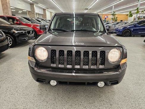 Used 2015 Jeep Patriot High Altitude AWD/4WD image 3