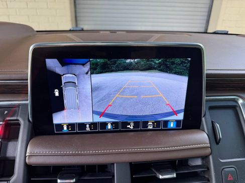 Used 2021 Chevrolet Tahoe High Country AWD/4WD image 19