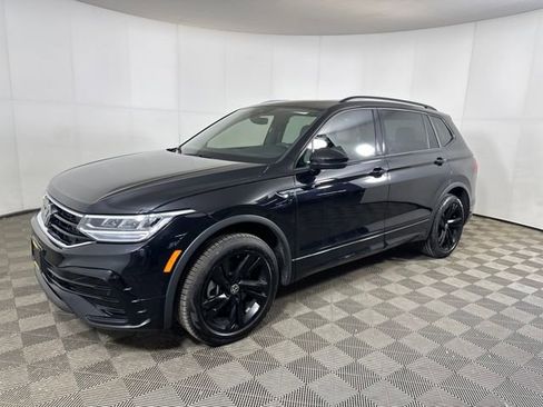 Used 2024 Volkswagen Tiguan SE R-Line image 7