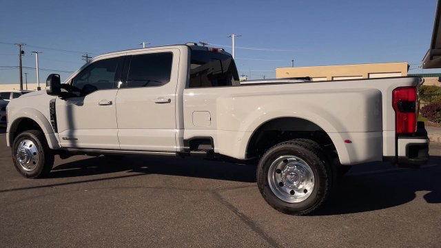 Used 2026 Ford F450 Platinum w/ FX4 Off-Road Package AWD/4WD image 7