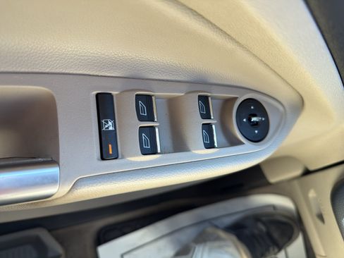 Used 2014 Ford Escape Titanium w/ Equipment Group 401A AWD/4WD image 22