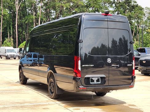 New 2026 Mercedes-Benz Sprinter 2500 image 5