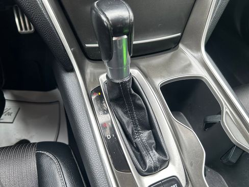 Used 2018 Honda Accord Sport image 27