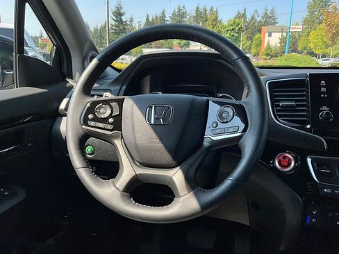 Used 2022 Honda Pilot Elite image 23