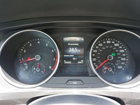 Used 2018 Volkswagen Tiguan S w/ Front Fog Lights Package FWD image 6