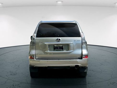 Used 2023 Lexus GX 460 Premium w/ Premium Package AWD/4WD image 6