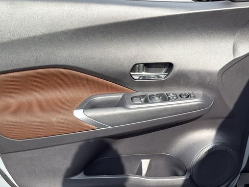 Certified 2024 Nissan Kicks SR FWD image 6