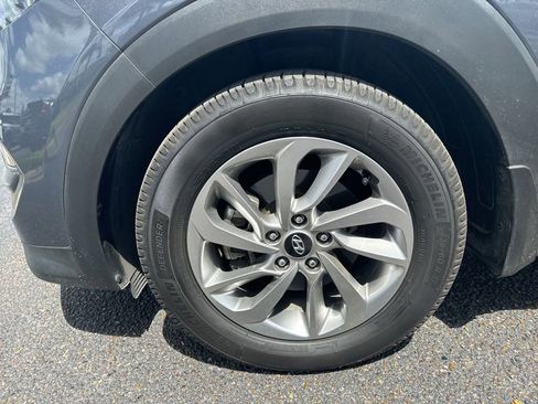 Used 2018 Hyundai Tucson SEL Plus FWD image 13