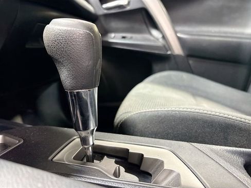 Used 2018 Toyota RAV4 XLE w/ Plus Extra Value Package AWD/4WD image 18