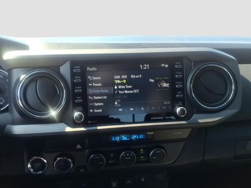 Used 2023 Toyota Tacoma TRD Off-Road image 26