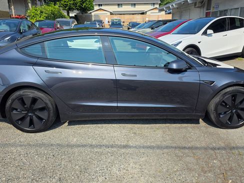 Used 2024 Tesla Model 3 Long Range AWD/4WD image 4