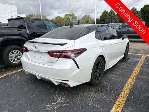 Used 2021 Toyota Camry XSE FWD image 6