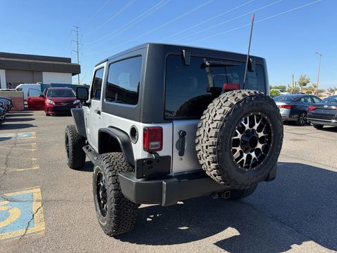 Used 2009 Jeep Wrangler X image 11
