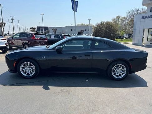 Used 2025 Dodge Charger R/T w/ Quick Order Package 25M R/T image 2