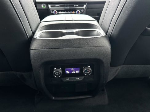 Certified 2024 Chevrolet Traverse LT w/ Enhanced Driving Package image 14